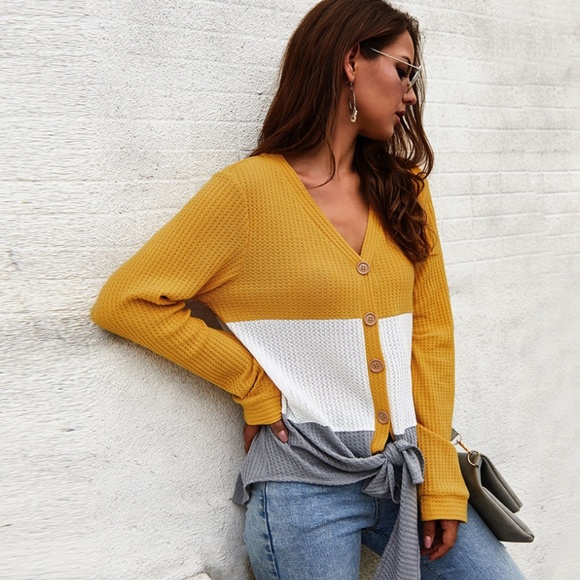 🌺YELLOW Tie Front Knit Cardigan🌺 - Picture 5 of 7